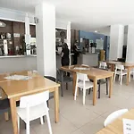 Coral California - Adults Only Apartment